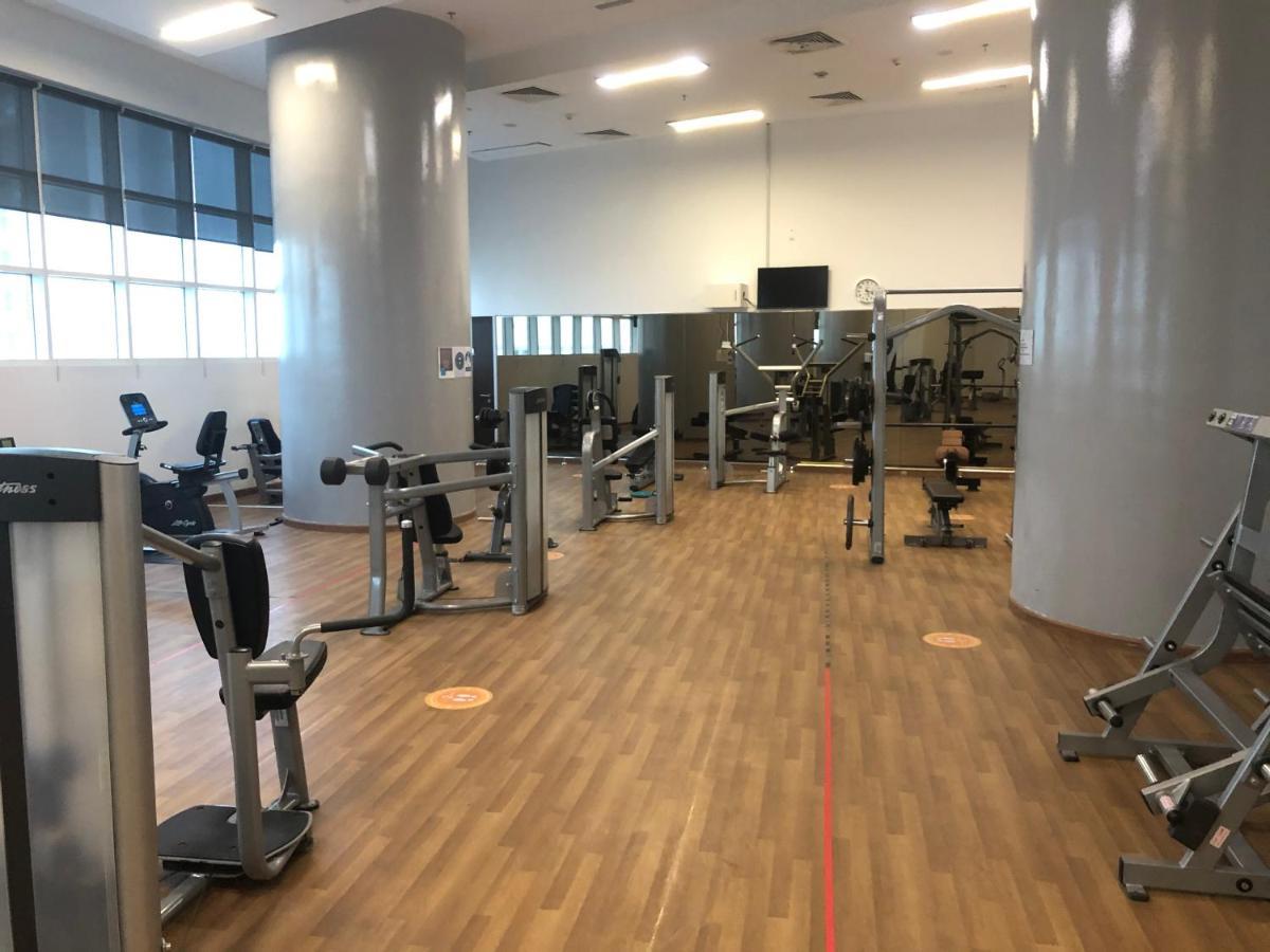 Large Size One Bedroom Apartment With Sea View Abu Dhabi Exteriör bild