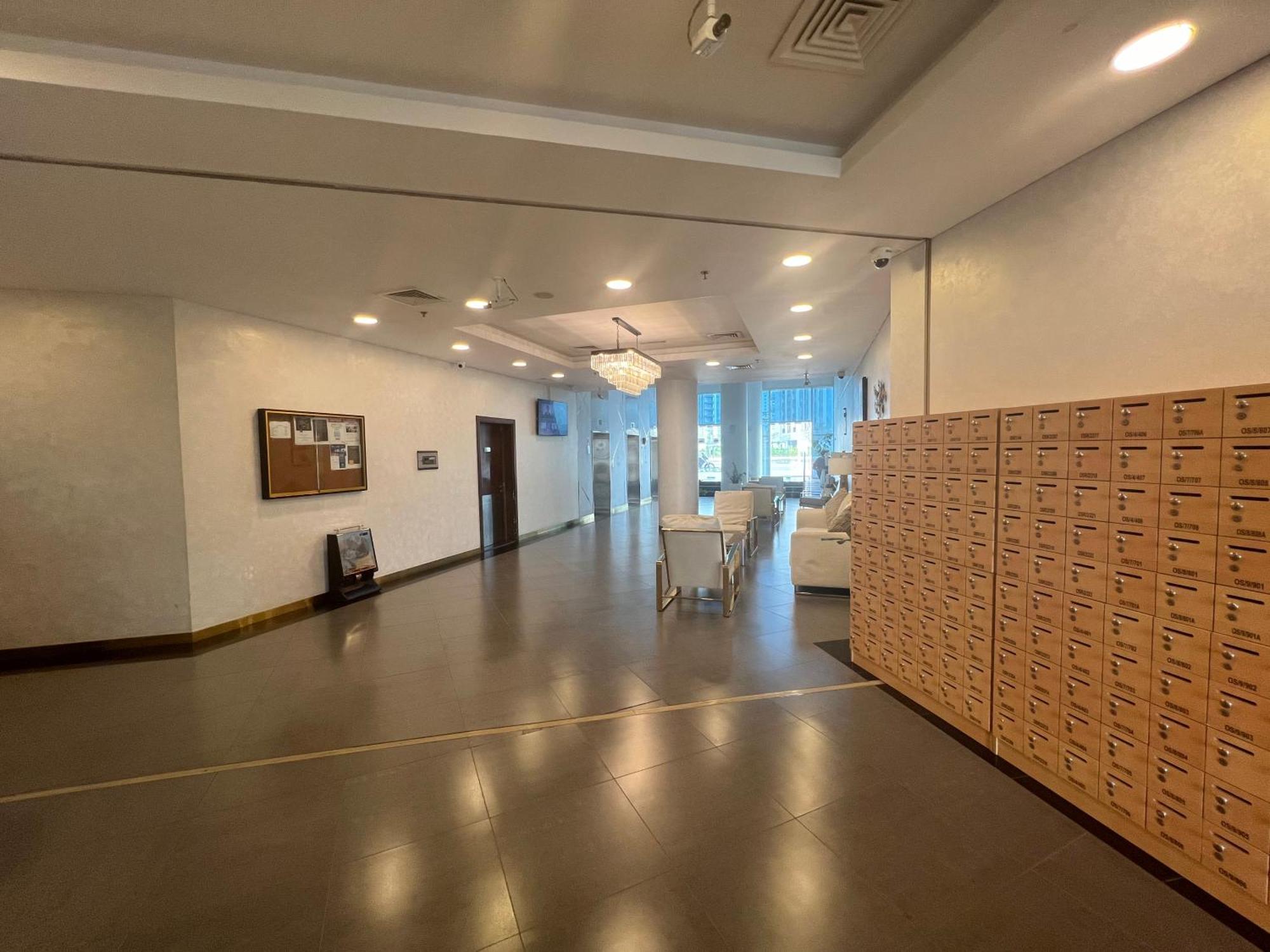 Large Size One Bedroom Apartment With Sea View Abu Dhabi Exteriör bild