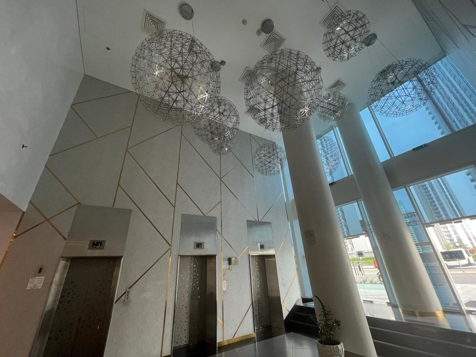 Large Size One Bedroom Apartment With Sea View Abu Dhabi Exteriör bild